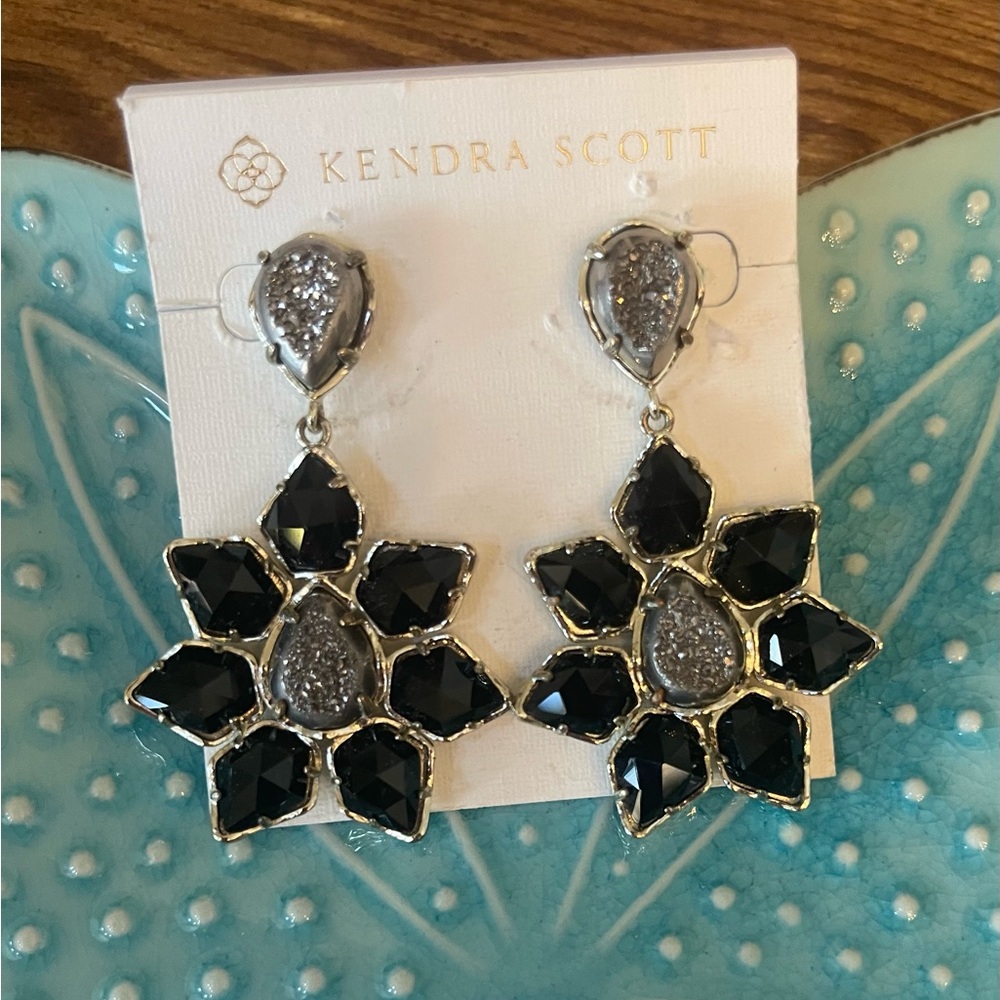 Kendra Scott Greta Black and Silver Earrings